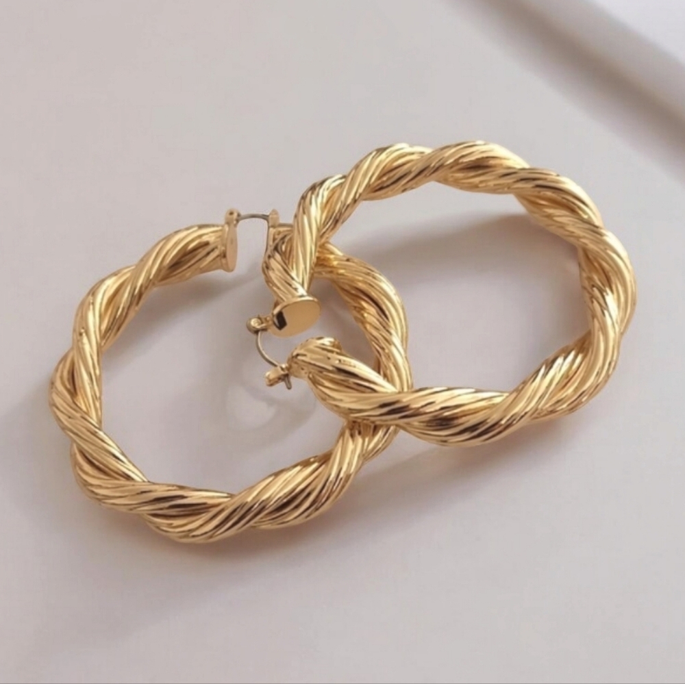 GOLD HOOP Earrings Twisted Chunky Thick Y2K Statement Hip Hop Hoops - Picture 4 of 16